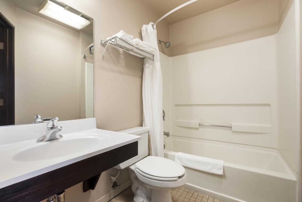 Americas Best Value Inn ספארקס מראה חיצוני תמונה
